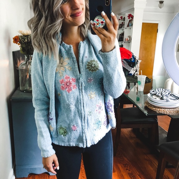 White Stag Blue Snowflake Sweater with Scarf Small - Picture 3 of 6